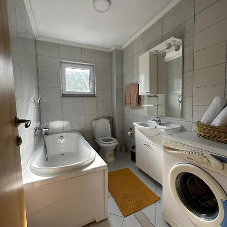 Riverstone Retreat شقة *
