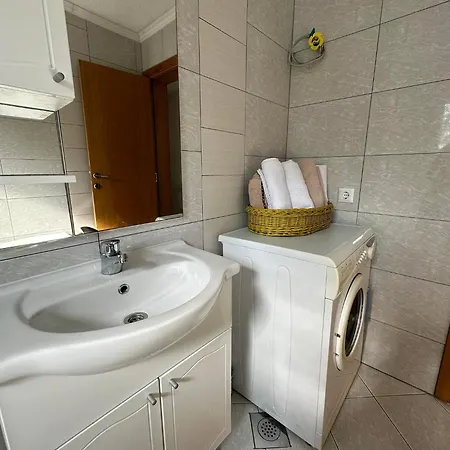 Riverstone Retreat Apartmán *