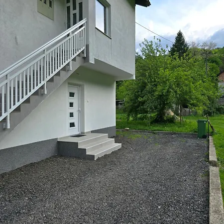 Apartment Kamenice *