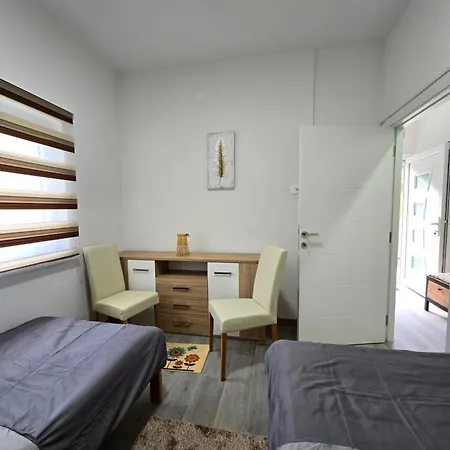 Apartment Kamenice *
