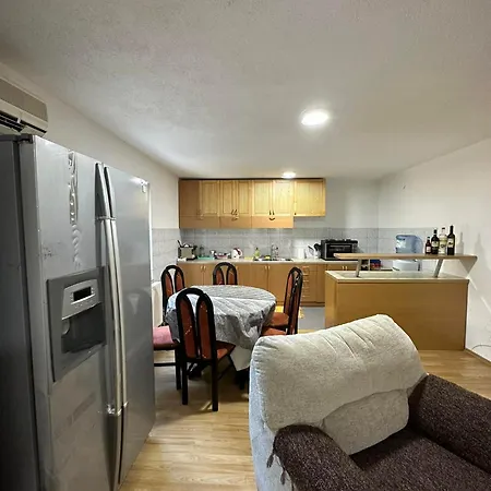 Riverstone Retreat Apartmán *