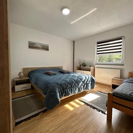 Riverstone Retreat شقة