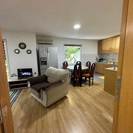 Apartment Kamenice