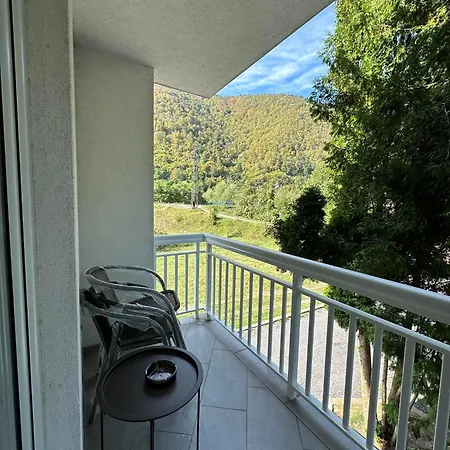 Riverstone Retreat Apartmán *